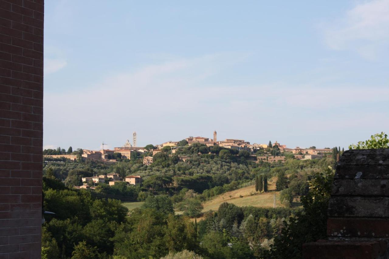 La Torre Di Caprera Apartamento Siena Exterior foto