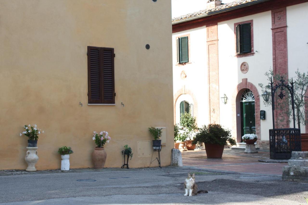 La Torre Di Caprera Apartamento Siena Exterior foto