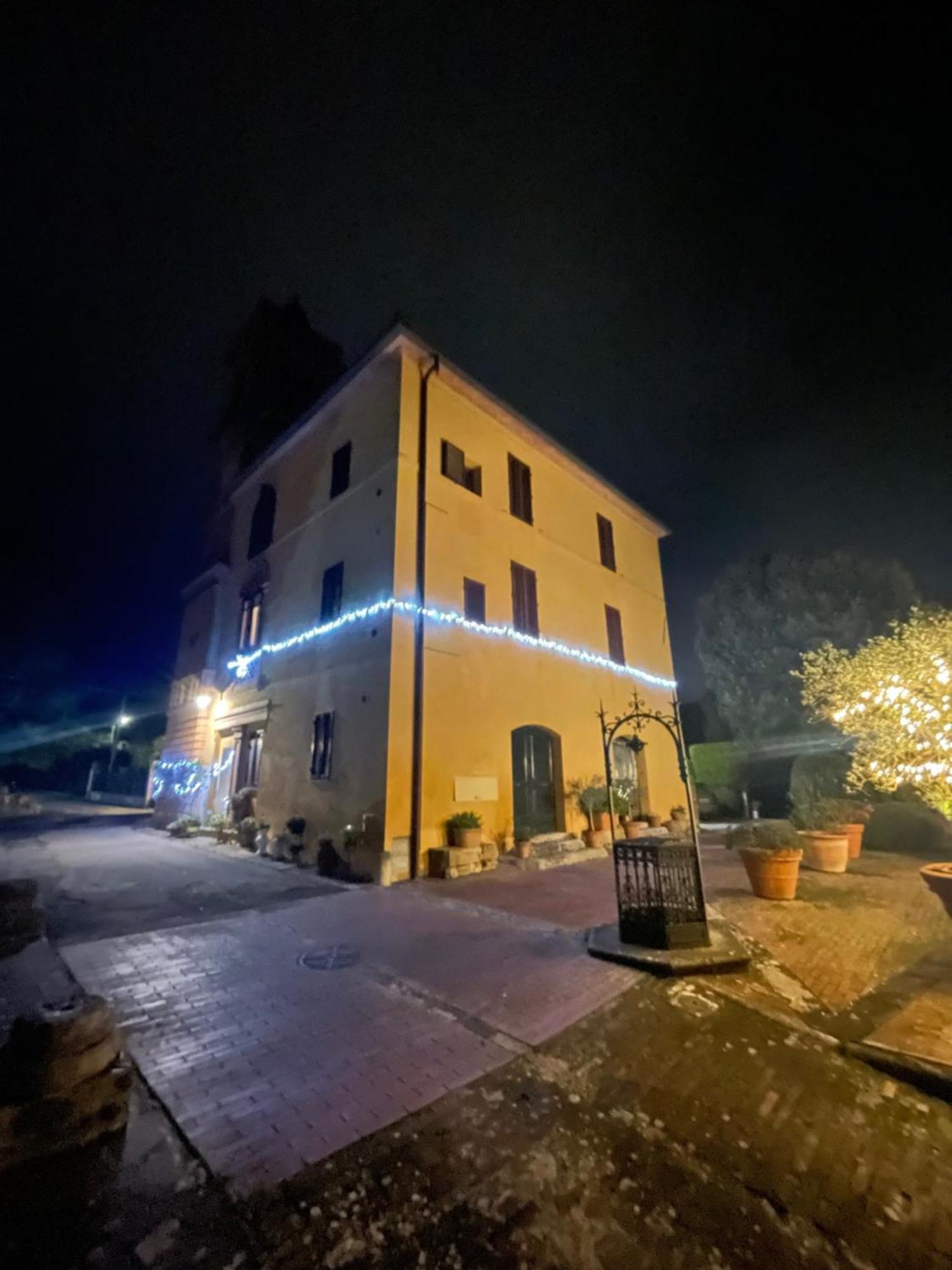 La Torre Di Caprera Apartamento Siena Exterior foto